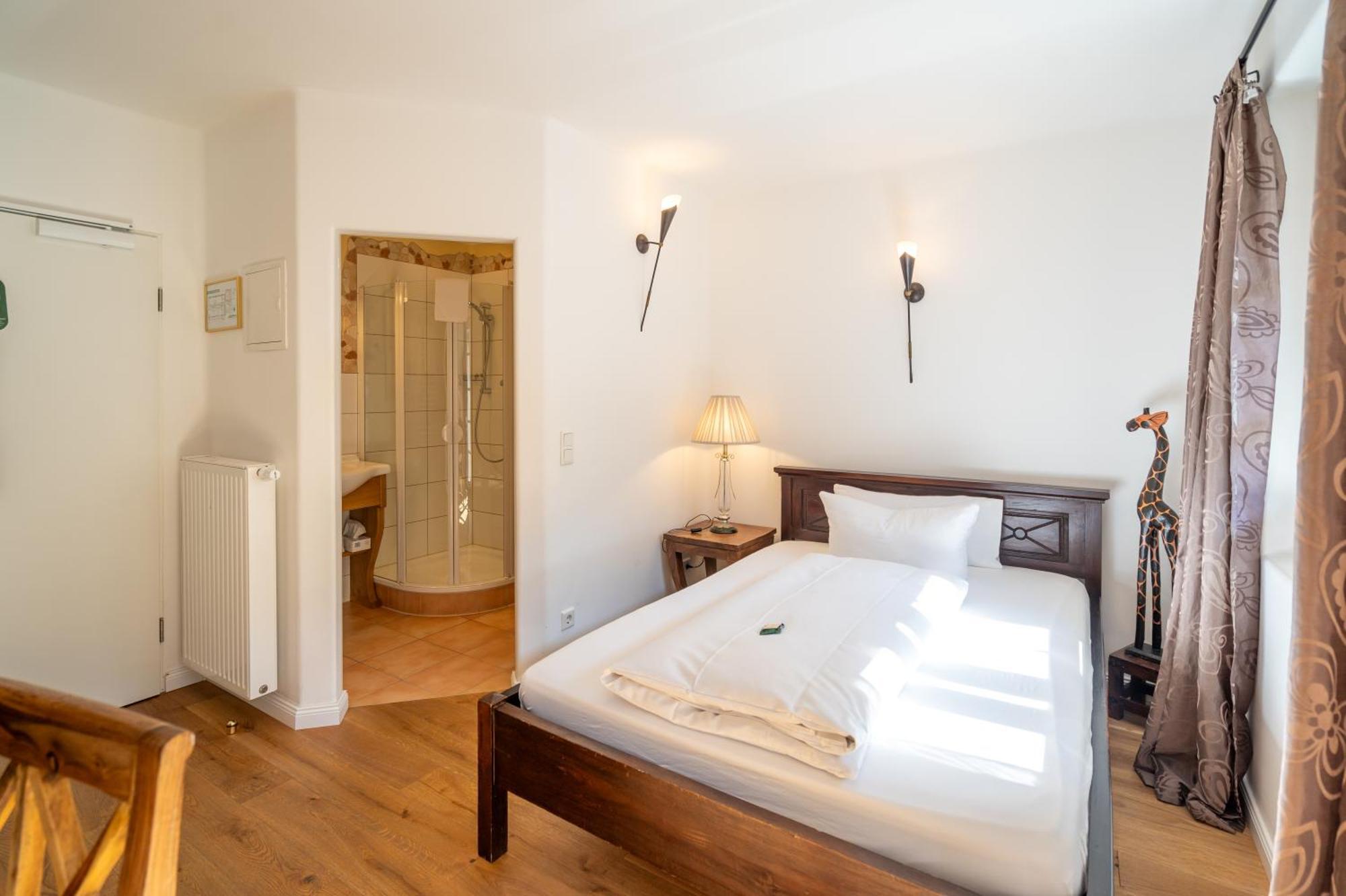 Landhaus Hotel Wolfratshausen Eksteriør bilde